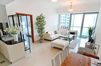 Apartment - 1 Bedroom - 2 Bathrooms for rent in Ocean Heights - Dubai Marina - Dubai