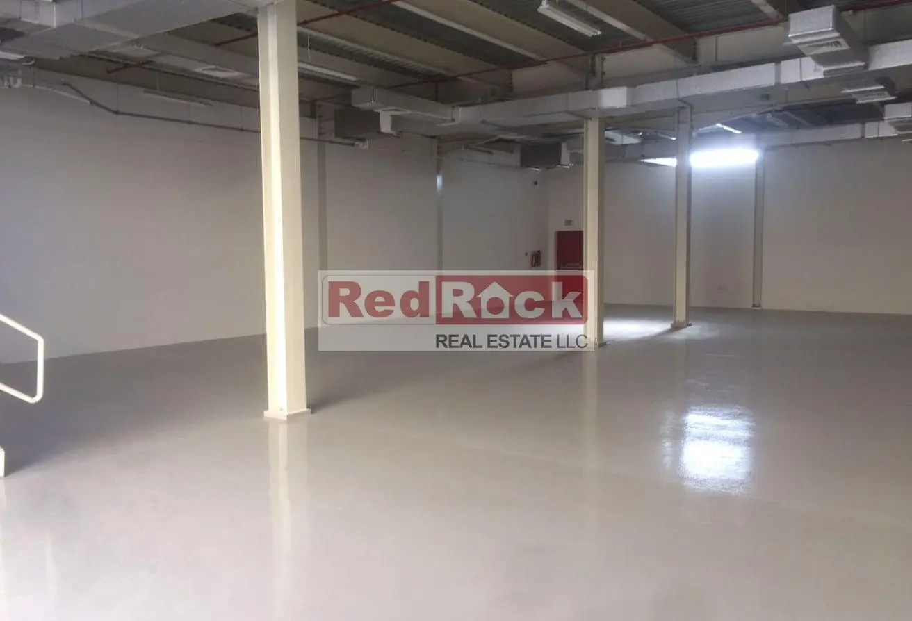 Warehouse for rent in Nadd Al Hammar