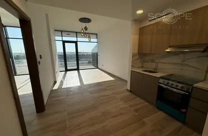 شقة - غرفة نوم - 2 حمامات للايجار في سيليا ريسدنس - ستوديو سيتي - دبي