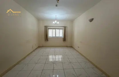 شقة - غرفة نوم - 2 حمامات للايجار في المجاز 3 - المجاز - الشارقة شقة - غرفة نوم - 2 حمامات للايجار في المجاز 3 - المجاز - الشارقة