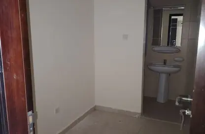 Apartment - 1 Bedroom - 2 Bathrooms for rent in New Al Taawun Road - Al Taawun - Sharjah