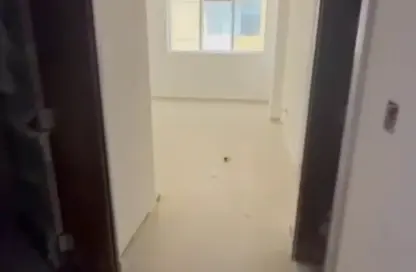 شقة - غرفة نوم - 2 حمامات للبيع في قرية الاميرة - الياسمين - عجمان