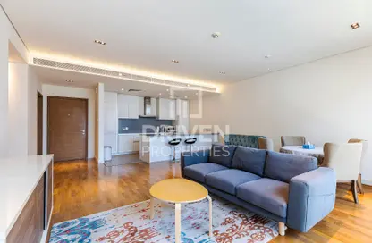 Apartment - 1 Bedroom - 2 Bathrooms for rent in Building 20 - City Walk - Dubai