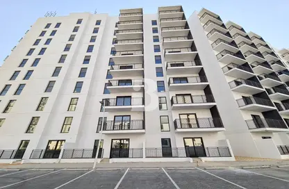 Outdoor Building image for: Apartment - 2 Bedrooms - 3 Bathrooms for sale in Waters Edge - Yas Island - Abu Dhabi, Image 1