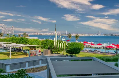 Apartment - 4 Bedrooms - 5 Bathrooms for sale in The 8 - The Crescent - Palm Jumeirah - Dubai