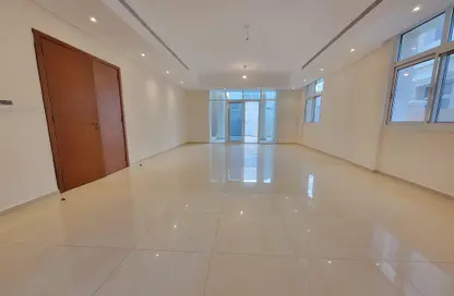 Villa - 5 Bedrooms - 7 Bathrooms for rent in Al Forsan Village - Khalifa City - Abu Dhabi