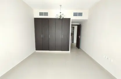 Apartment - 1 Bedroom - 2 Bathrooms for rent in SG Muwaileh Building - Muwaileh - Sharjah