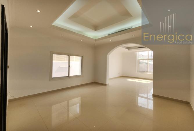 15232802 - Property Image 2