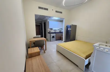 Apartment - Studio - 1 Bathroom for sale in Azizi Star - Al Furjan - Dubai