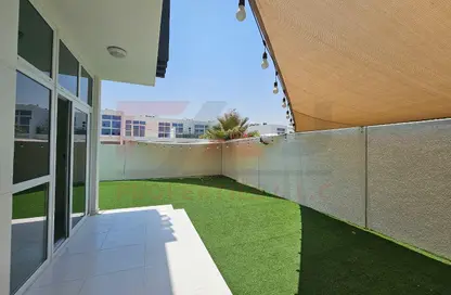 Townhouse - 3 Bedrooms - 5 Bathrooms for sale in Aknan Villas - Victoria - Damac Hills 2 - Dubai