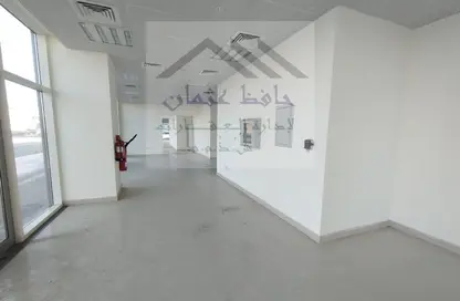 Shop - Studio for rent in Al Nahyan Camp - Abu Dhabi