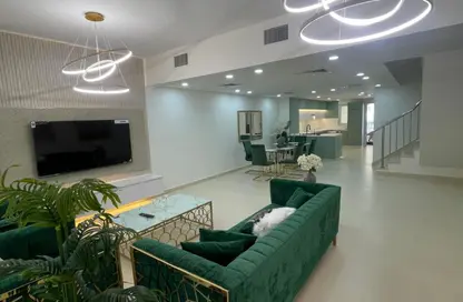 Villa - 4 Bedrooms - 5 Bathrooms for rent in Sydney Villas - District 18 - Jumeirah Village Circle - Dubai