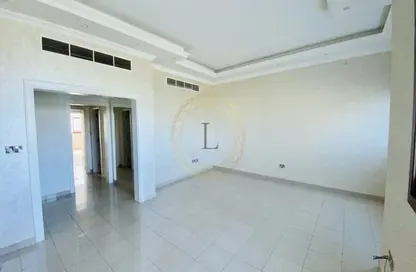 شقة - 2 غرف نوم - 3 حمامات للايجار في عود بن سجحان - المويجي - العين