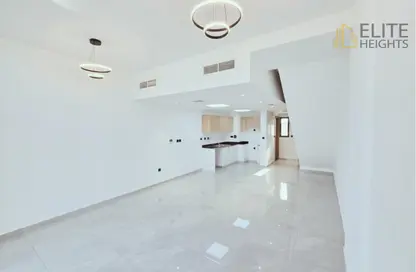 تاون هاوس - 2 غرف نوم - 3 حمامات للبيع في فيلا Reportagege - دبي لاند - دبي