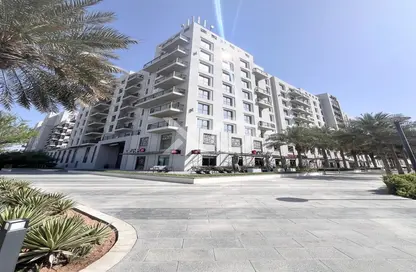 Apartment - 2 Bedrooms - 2 Bathrooms for sale in Safi 2B - Town Square - Dubai