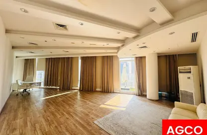 مكتب - استوديو للايجار في برج بارك لين - الخليج التجاري - دبي