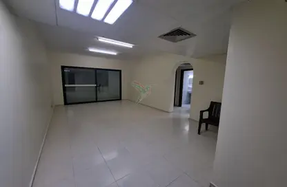 شقة - غرفة نوم - 1 حمام للايجار في حي الحميرة - المقاطعة المركزية - العين