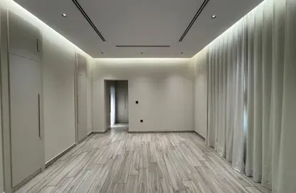 Villa - 5 Bedrooms - 6 Bathrooms for rent in Al Quoz 2 - Al Quoz - Dubai