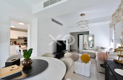 Villa - 4 Bedrooms - 3 Bathrooms for rent in Springs 11 - The Springs - Dubai