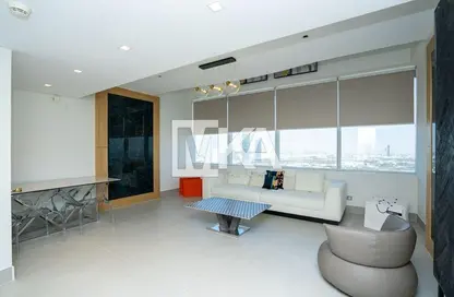 Apartment - 1 Bedroom - 2 Bathrooms for rent in Sky Gardens - DIFC - Dubai