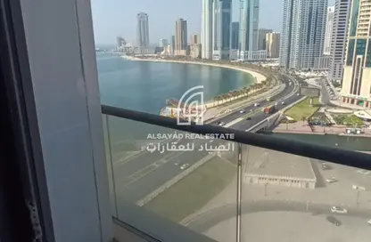 شقة - 2 غرف نوم - 3 حمامات للايجار في برج الوليد - القصباء - الشارقة شقة - 2 غرف نوم - 3 حمامات للايجار في برج الوليد - القصباء - الشارقة