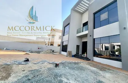 Villa - 4 Bedrooms - 5 Bathrooms for rent in Al Barsha South 2 - Al Barsha South - Al Barsha - Dubai