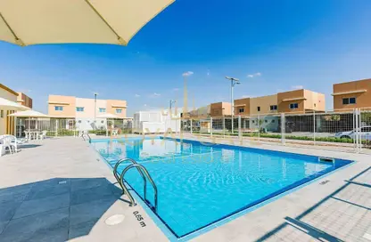 Pool image for: Townhouse - 5 Bedrooms - 7 Bathrooms for sale in Manazel Al Reef 2 - Al Samha - Abu Dhabi, Image 1