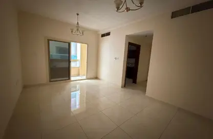 Apartment - 1 Bedroom - 2 Bathrooms for rent in Al Khan Corniche - Al Khan - Sharjah
