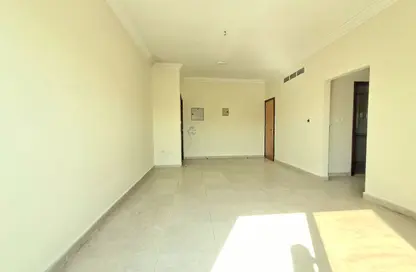 Apartment - 2 Bedrooms - 2 Bathrooms for rent in Fire Station Road - Muwaileh - Sharjah