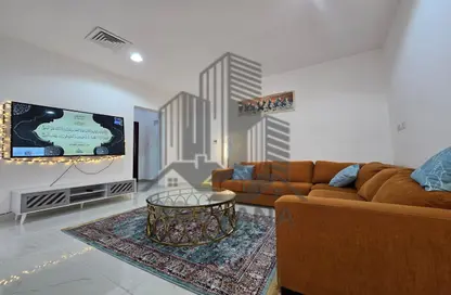 Apartment - 1 Bedroom - 1 Bathroom for rent in Khalifa City A Villas - Khalifa City A - Khalifa City - Abu Dhabi