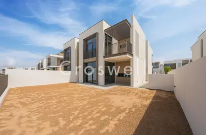 Villa - 4 Bedrooms - 6 Bathrooms for sale in Tilal Al Furjan - Al Furjan - Dubai