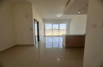 Empty Room image for: Apartment - 1 Bedroom - 2 Bathrooms for rent in Marina Bay - City Of Lights - Al Reem Island - Abu Dhabi, Image 1