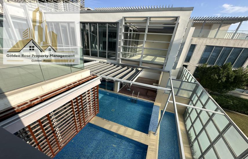 Villa for Rent in Al Zeina Beach VillaSingle rowCorner 5 BR Villa