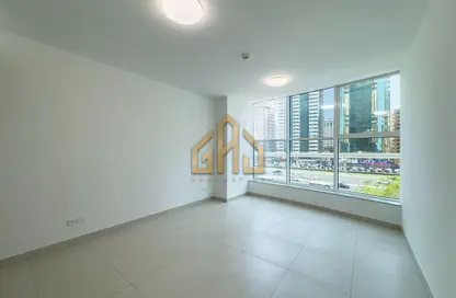 Apartment - 1 Bedroom - 2 Bathrooms for rent in DXB Tower - Sheikh Zayed Road - Dubai