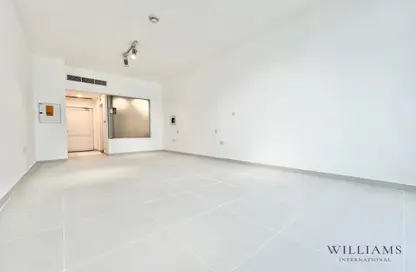 Apartment - Studio - 1 Bathroom for rent in Palm Views East - Palm Views - Palm Jumeirah - Dubai