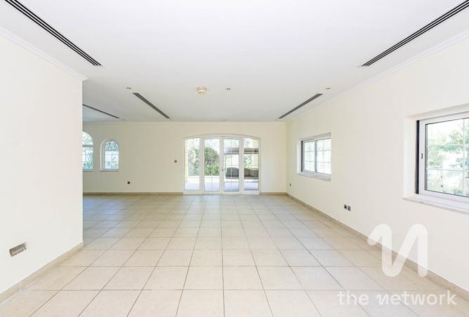 15727800 - Property Image 2