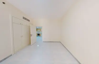 Apartment - 1 Bedroom - 2 Bathrooms for rent in Golden Sands 12 - Mankhool - Bur Dubai - Dubai