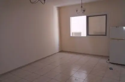 Apartment - 1 Bedroom - 1 Bathroom for rent in Qasimia 13 building - Al Nad - Al Qasimia - Sharjah