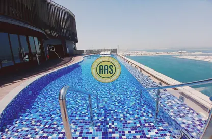 Apartment - 2 Bedrooms - 3 Bathrooms for rent in Cornich road - Corniche Deira - Deira - Dubai