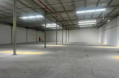 Warehouse - Studio - 1 Bathroom for rent in Dubai Commercity - Umm Ramool - Dubai