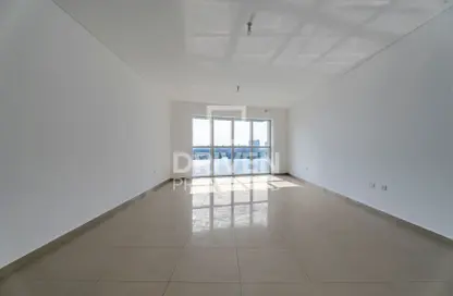 شقة - 2 غرف نوم - 3 حمامات للايجار في برج راس الخيمة - مارينا سكوير - جزيرة الريم - أبوظبي