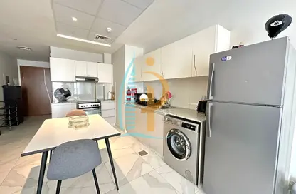 Apartment - 1 Bedroom - 2 Bathrooms for rent in Millennium Binghatti Residences - Business Bay - Dubai