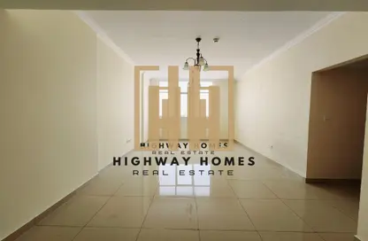 Apartment - 3 Bedrooms - 3 Bathrooms for rent in Muwaileh 29 Building - Muwaileh - Sharjah