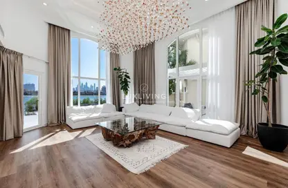 Villa - 4 Bedrooms - 5 Bathrooms for rent in Garden Homes Frond C - Garden Homes - Palm Jumeirah - Dubai