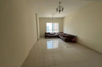 Apartment - 2 Bedrooms - 3 Bathrooms for rent in Al Khan Lagoon - Al Khan - Sharjah