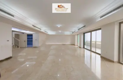 Duplex - 3 Bedrooms - 4 Bathrooms for rent in Khalidiya Centre - Cornich Al Khalidiya - Al Khalidiya - Abu Dhabi