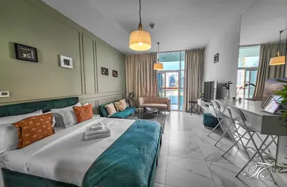 Apartment - Studio - 1 Bathroom for sale in Millennium Binghatti Residences - Business Bay - Dubai