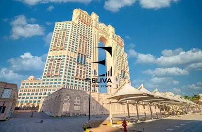 Apartment - 3 Bedrooms - 4 Bathrooms for sale in Fairmont Marina Residences - The Marina - Abu Dhabi