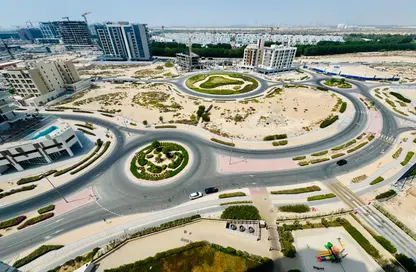 شقة - غرفة نوم - 2 حمامات للايجار في برج ربيعة - مجان - دبي لاند - دبي