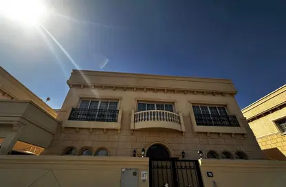 Villa - 5 Bedrooms - 7 Bathrooms for rent in Al Barsha 1 Villas - Al Barsha 1 - Al Barsha - Dubai